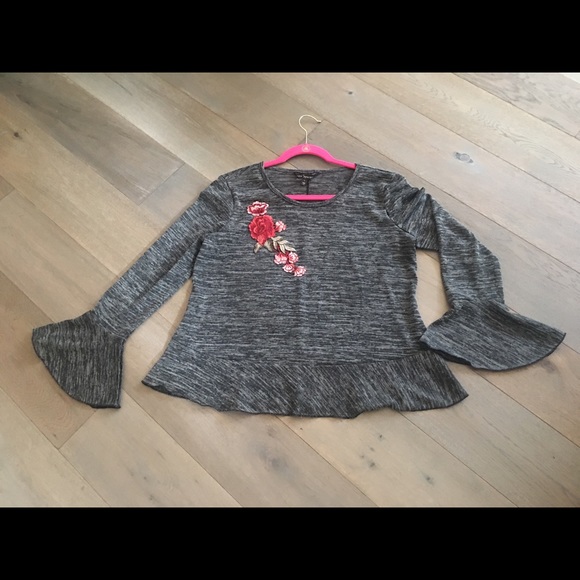 UNIQUE SPECTRUM (Large)Top with Embroidery 🌺 - Picture 6 of 7